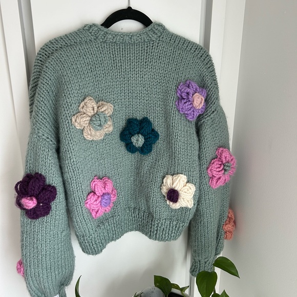 Floral handmade sweater | Oversized - Picture 3 of 5